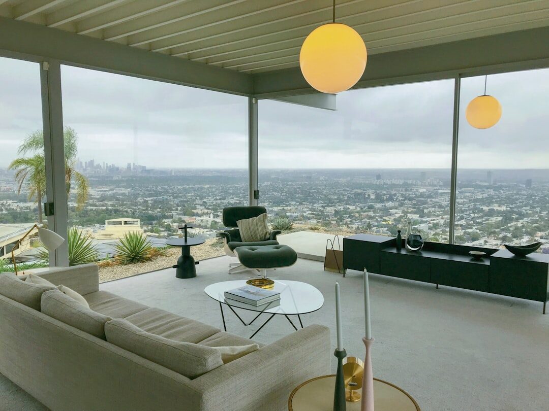 modern celebrity residence